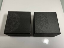 美品◆VERSACE◆ブレスレット、ブローチ、ラペルピン、イヤリング外箱４点セット◆メデューサ◆ジャンニ・ヴェルサーチ◆GIANNI VERSACE_画像7