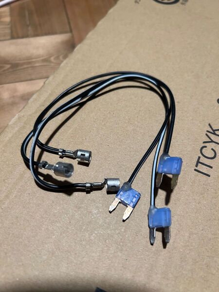 ヒューズ 電源 取り出し 配線 ミニ平型 15A 3個 エーモン 新品 未使用 電装