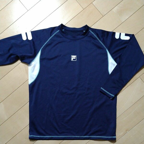 FILA　フィラ　長袖