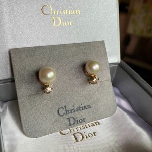 パール イヤリング　Dior