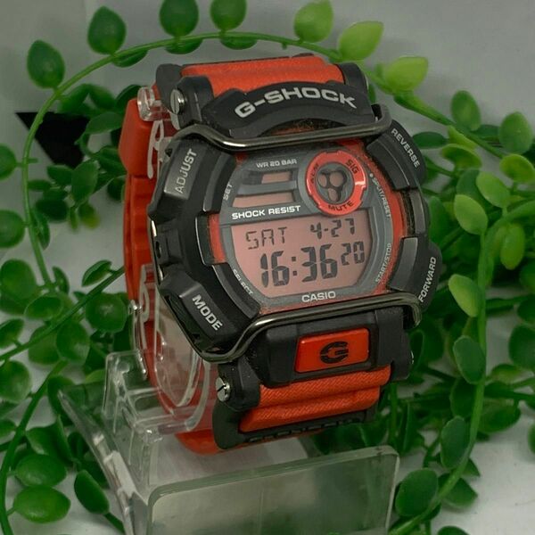 CASIO カシオ　GD-400　G-SHOCK 腕時計