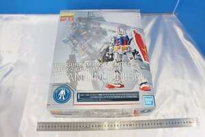 Z3505★★同梱不可★★ MG 1/100 ガンダムベース限定 RX-78-2 ガンダム Ver.3.0[チタニウムフィニッシュ] 未組立