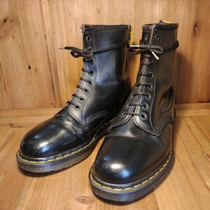 貴重 入手困難 90年代 英国製 ドクターマーチン Dr.Martens 8ホールブーツ UK8 oi PUNK SKINS パンク スキンズ ハードコア ロックンロール