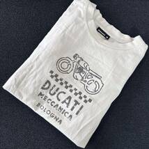 ☆１円スタート☆DUCATI　ドゥカティ　メンズ　Sサイズ　半袖Ｔシャツ　グレー　ワッペン　バイク_画像1