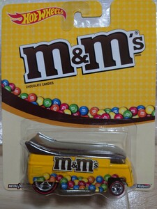 ホットウィール hotwheels Volkswagen Drag Bus　m＆ms