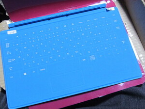 ジャンク　MicroSoft Windows RT Surface キーボード　青　動作品　1515　k10