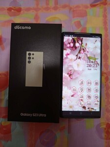 美品 Galaxy S23Ultra 5G docomo 国内版 クリーム (W) 256G 物理SIM eSIM対応 ギャラクシー スマホ サムスン 