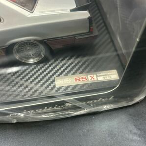 【新品未使用品♪】 イグニッションモデル 1:18 ニッサン スカイライン 2000 RS-X ターボC(R30) シルバー/レッド IG2441の画像4
