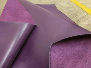 T51　パープル　紫色　ソフト　１，１～１，４ミリ　最長部約102×49㎝　革小物レザークラフト材料　ハンドメイド材料　手作り材料