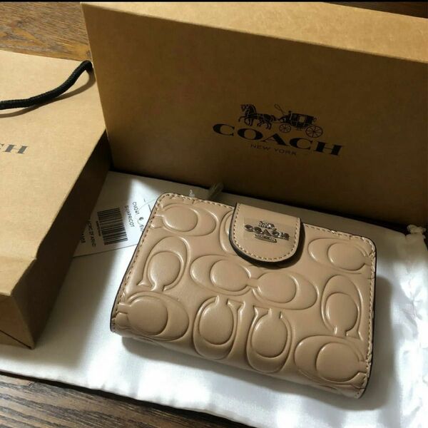 ゴールデン割引〜COACH二つ折り財布