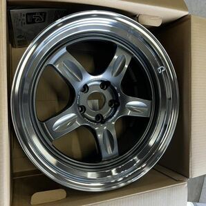 RAYS  ２１C 18ｘ9.5Ｊ ±0 ガンメタ 2本 即納可能の画像1