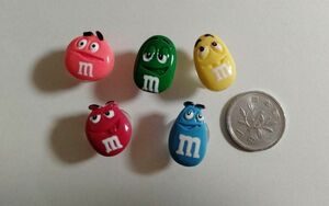 Mチョコ　m＆m's　ジビッツ　シビッツ　クロックス　チョコレート