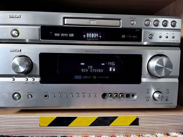 DENON AV SURROUND AMPLIFIER AVC-2890 + DVD-1910 + 2 SPEAKERS