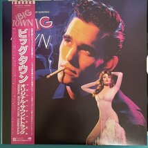 ☆美盤 見本盤 ビッグタウン THE BIG TOWN サウンドトラック P-13618 帯付き【日本盤】 LP レコード アナログ盤 10415F3YK4_画像1