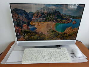 【LAVIE Direct DA（H）】PC-GD257CCA8 2016年夏モデル i7-6500U 2.50GHz/Windows10/RAM16.0GB/HDD480GB【キーボード＋マウス】