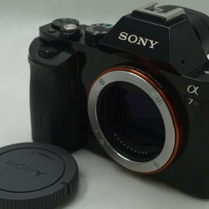 ☆【実用品】 SONY ILCE-7R α7R 初代 グリップ交換済み フルサイズミラーレス一眼 k_e 24-950の画像1