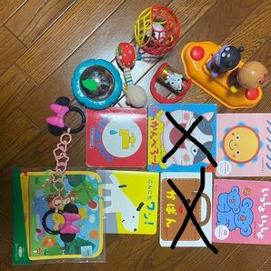 アンパンマンおもちゃ、絵本など主に0歳〜1歳児向け 