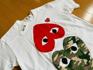 新品未使用 タグ付き PLAY COMME des GARCONS プレイ コム デ ギャルソン 赤 迷彩 ハート 半袖 Tシャツ AZ-T248 サイズ L