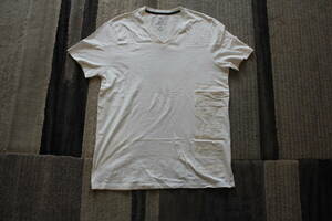 ARMANI EXCHANGE　アルマーニエクスチェンジ〇美品！ ロゴ付き　半袖Tシャツ　白　Vネックカットソー　メンズ　S