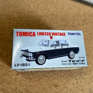 トミカ　リミテッド　ヴィンテージ　ダットサン　ブルーバード　パトロールカー 警視庁　パトカー　65年式　LV-183a 　1/64