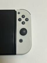【中古品】任天堂 Nintendo Nintendo Switch （有機ELモデル） ホワイト [Nintendo Switch本体] プロコン＋コントローラー_画像3