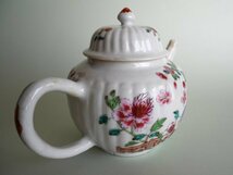 中国　清朝　粉彩　ティーポット　Chinese Export Famille Rose Tea Pot with Lid Yongzeng Period_画像2