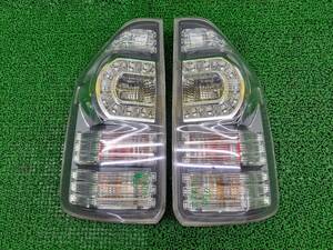 トヨタ ヴォクシー ZRR70 ZRR75 後期 純正 LED テールランプ 左右 セット テールライト 右 左 レンズ