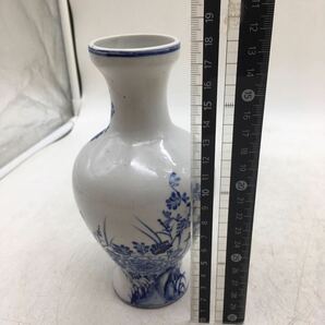 【1円スタート】花瓶 花絵 染付 陶器 長期保管品 コレクション 華道具 花器 花入 趣味 シンプル 花柄 和柄 レトロ DM0408Lの画像5