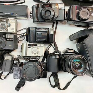 ■カメラ まとめ売り■ フィルムカメラ 20㎏分 ジャンク品まとめ 札幌発 Canon/Konica/Nikonなど パーツ取りの画像5