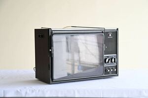 [ antique goods ]HITACHI Brown tube tv Showa Retro antique S 17U Vintage interior display 