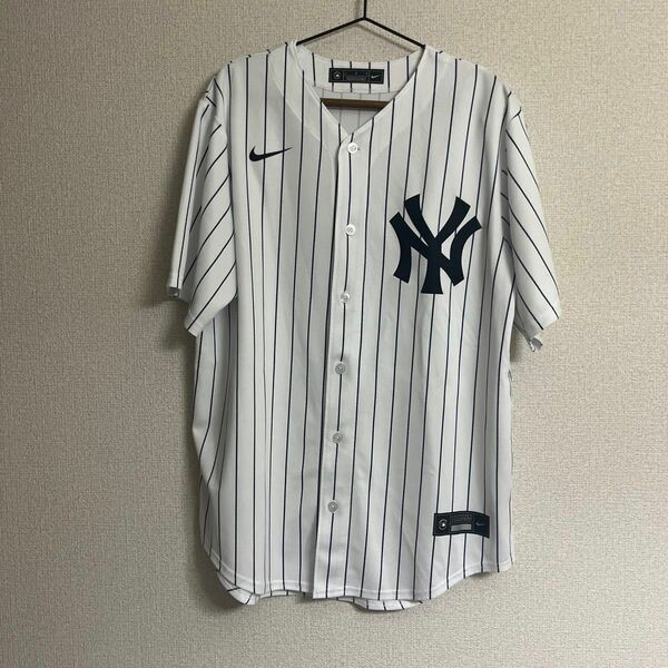 ニューヨークヤンキース　ベースボールシャツ