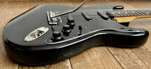 名機 Squier Fender Stratocaster CST-30 BLK 1984年製 フジゲン期 SQシリアル (JV)/ローズ指板 P.U:SQ-3搭載 ラージヘッド/合皮ギグケース_画像6