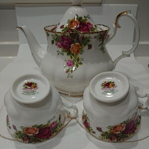 ROYAL ALBERT Royal Albert Old Country rose Second goods B goods scratch have cup & saucer 2 customer teapot L size 