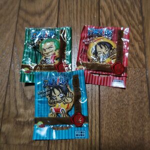 ワンピース リプトンコラボ クッキーマスコット ストラップ ルフィ ぞろ