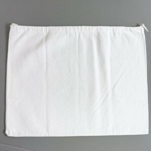 〔プラダ〕42.5×33cm バッグ保存袋 巾着袋 布袋 PRADA 正規品 ホワイト （0105)の画像2