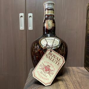 【未開栓】 ロイヤルサルート 21年 700ml 40% ROYAL SALUTE スコッチウイスキー 古酒 箱 巾着付