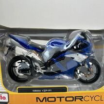 AOSHIMA Maisto 1/12 YAMAHA YZF-R1 Blue マイスト アオシマ ヤマハ ブルー バイク 完成品 ミニカー モデルカー トイザらス_画像4