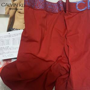 新品未使用 箱入り Calvin Klein カルバンクライン ボクサーパンツ US Mサイズ 大きめ 赤 高級ライン 定価4,950円 ナイガイ 百貨店購入 の画像4