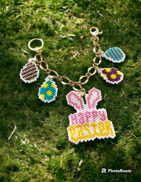 デリカビーズ織り Easterバッグチャーム イースター