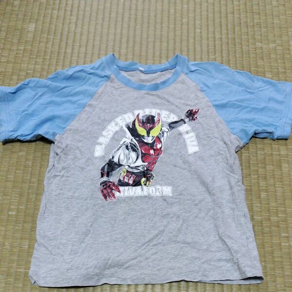 仮面ライダーキバ　半袖 Tシャツ　120から140