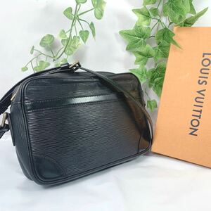 1 Yen Louis Vuitton Louis Vuitton M52312 Epito Locadero 24 Плековой сумки Крест Черный серийный номер MI872