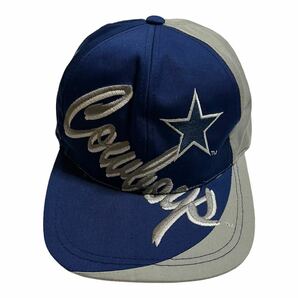 【美品】 Dallas Cowboys ダラス・カウボーイズ NFL 6パネルキャップ 帽子 ロゴ刺繍 アメフト ブルーの画像2