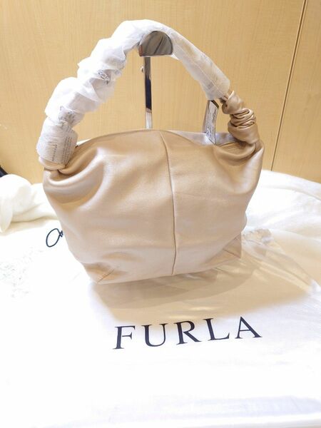 【未使用】FURLA ハンドバッグ　ピンク