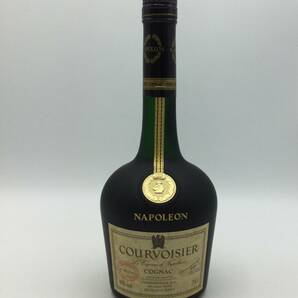 S45◇【未開栓】COURVOISIER COGNAC クルボアジェ ナポレオン ファインシャンパーニュ コニャック 70CL 40% 箱付き 洋酒 古酒 ◇の画像2