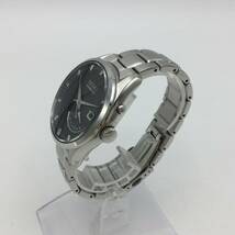 O3◇【キネテック/稼働】SEIKO セイコー KINETIC メンズ腕時計 5M84-0AB0 ラウンド デイデイト 裏スケ 純正ベルト 現状品 ◇_画像3