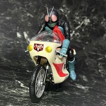 S.H.フィギュアーツ 真骨彫　旧１号　仮面ライダー　サイクロン号　検索用　リペイント　塗装　改修　桜島　真骨　旧サイクロン号　セット_画像5