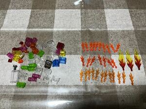 【送料込み】レゴ　ブロック　アソート計約200g(ピンク・炎・花・クリーム・半透明各種)LEGO パーツ