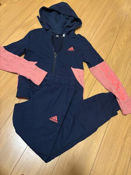 adidas ジャージ　M