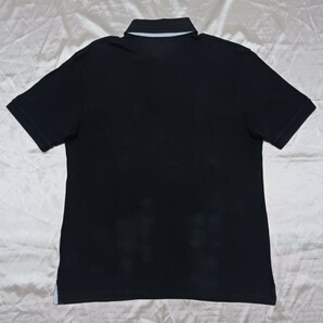 【TOMMY HILFIGER】トミーヒルフィガーの黒いポロシャツの画像9