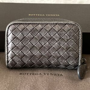 美品★BOTTEGA VENETA ボッテガヴェネタ イントレチャート ラウンドファスナー 小銭入れ コインケース ガンメタル